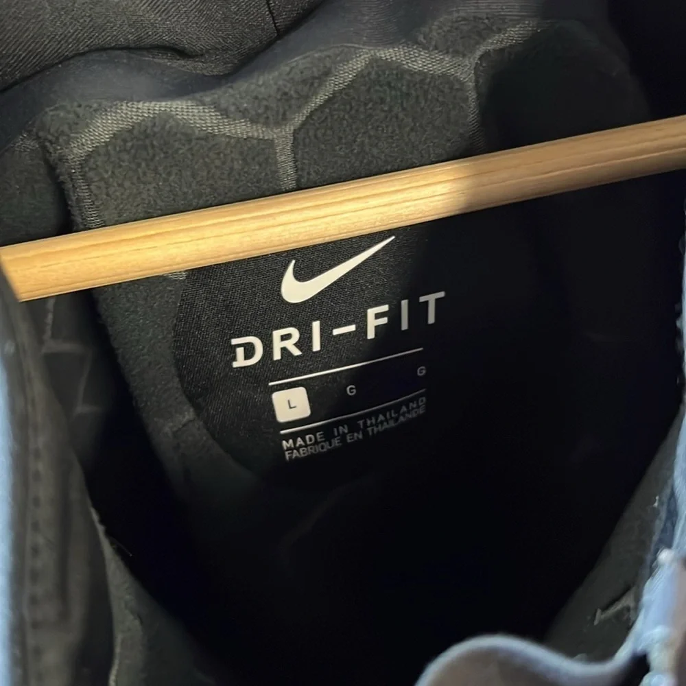 NIKE THERMA SPHERE DRI-FIT REPEL BLACK HALF ZIP ATHLETIC JACKET SIZE LARGE - Picture 4 of 5